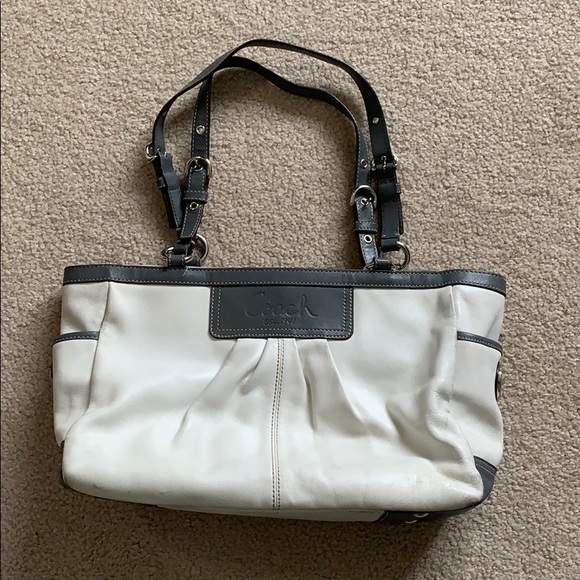 Coach // White and Grey Leather Purse - Picture 1 of 8